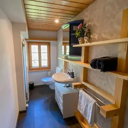 Nyaraló Simeli Grindelwald